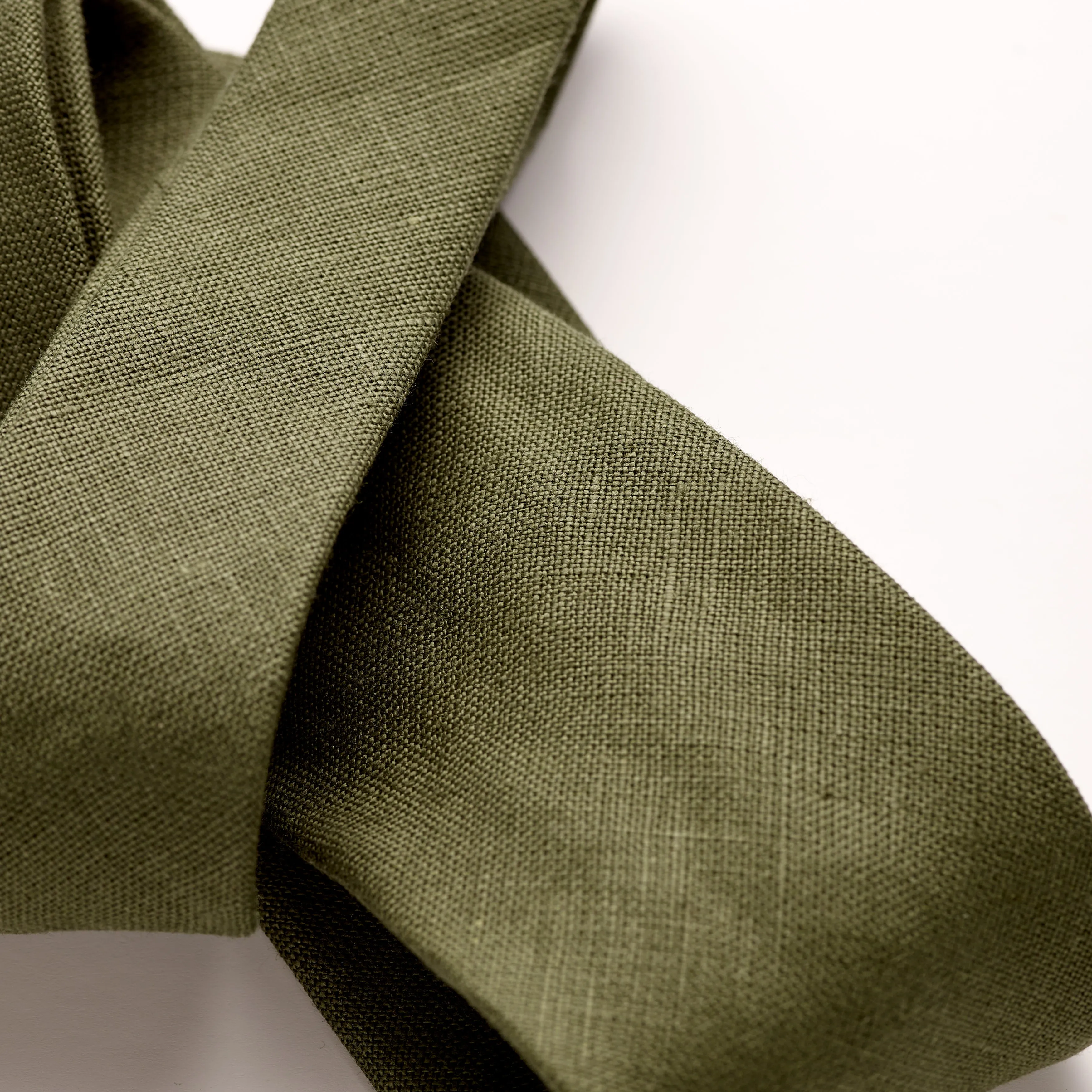 Fox 4 Fold Green Linen Tie