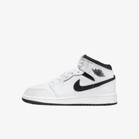 (GS) Air Jordan 1 Mid 'Reverse Panda' (2023) DQ8423-132