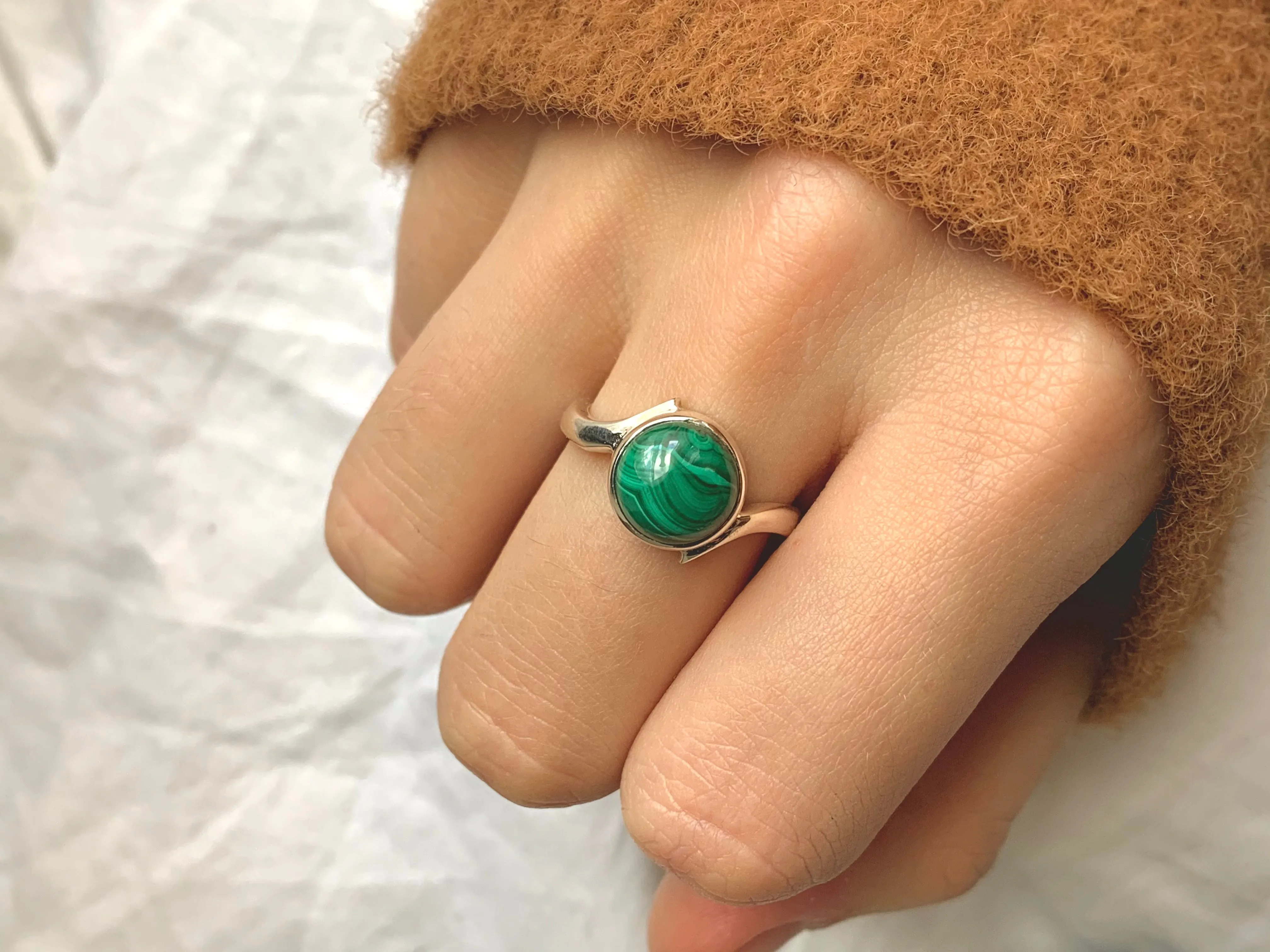 Malachite Efimia Ring - Round (US 6 & 7)