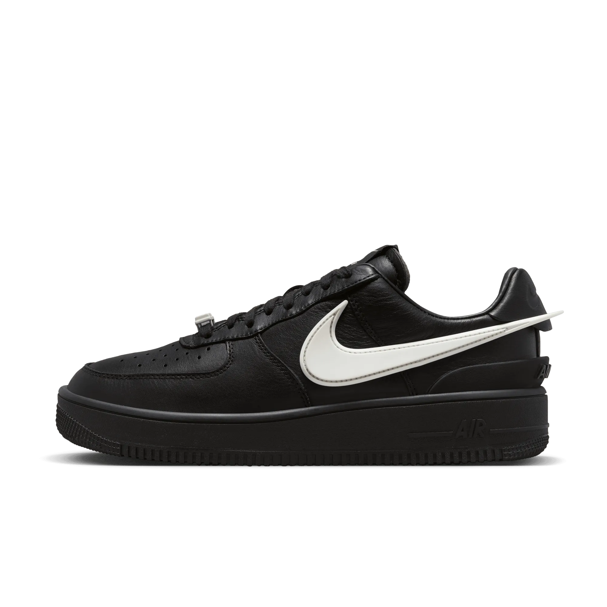 NIKE AIR FORCE 1 LOW X AMBUSH - BLACK/PHANTOM-BLACK