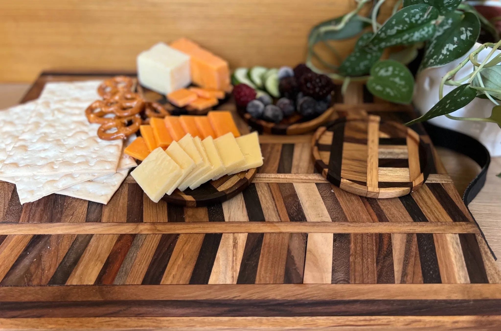 (Pre-Order) Teak Wood Cutting Board