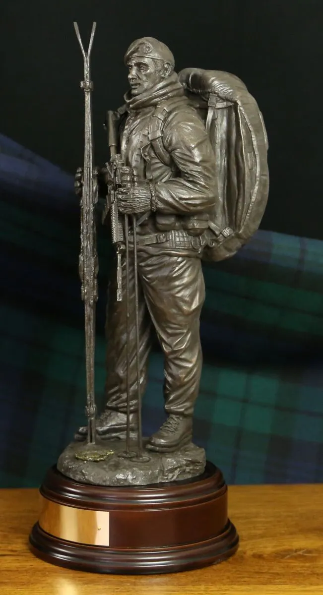 Royal Marine Arctic Warfare Skier with C8 Rifle - Bronze A5dC8