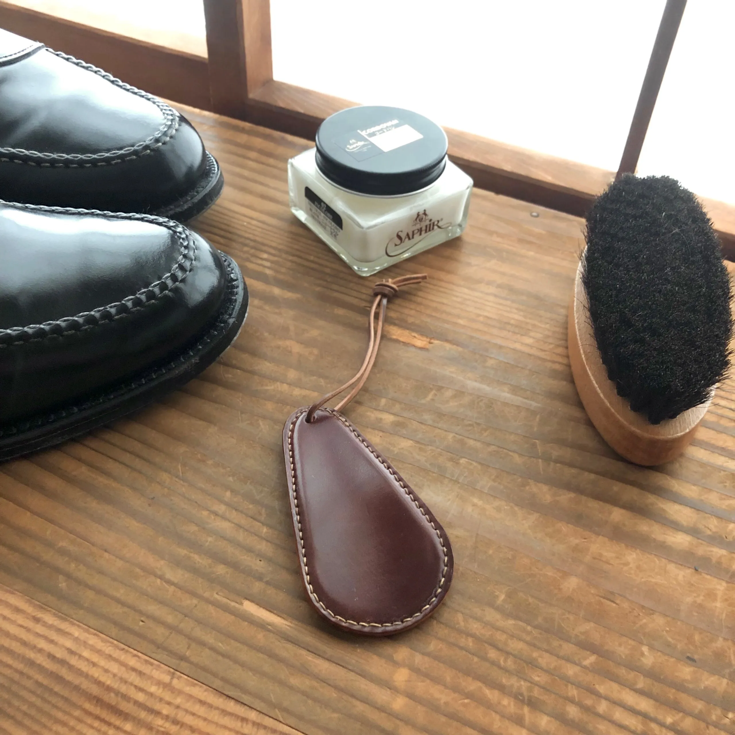 Shell Shoehorn【Horween】シェルコードバンで包んだ靴べら